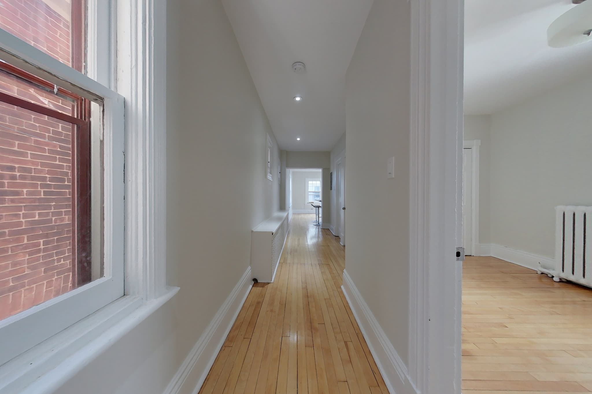 200 Queen Street, photo 5 of 15