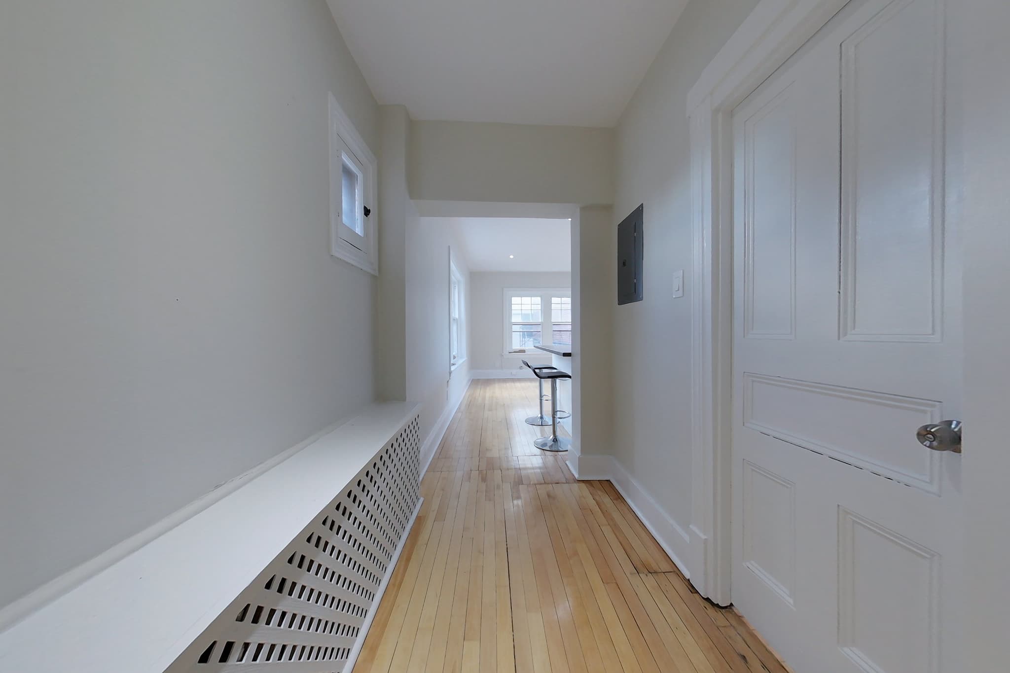 200 Queen Street, photo 4 of 15